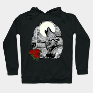 Wolf howling at moon Hoodie